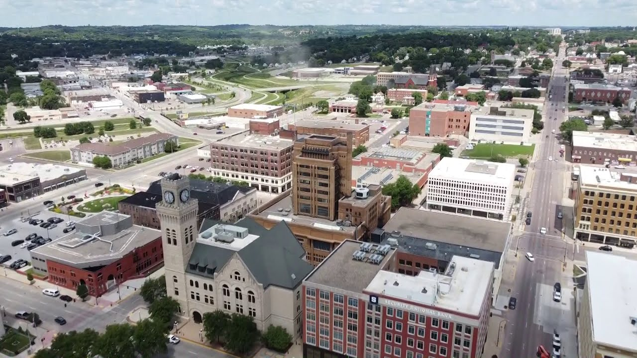Aerial view of downtown Sioux City, Iowa and the surrounding Siouxland area